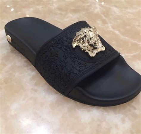 chanclas hombre versace
